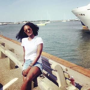 Meet your Posher, Alison